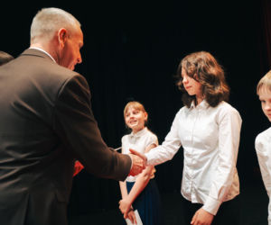 Najzdolniejsi uczniowie odebrali stypendia Prezydenta Miasta Siedlce