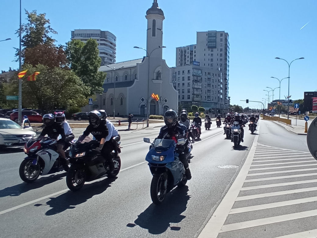 Setki motocyklistów przejechało przez centrum Białegostoku. Zobacz zdjęcia z Wielkiej Parady Motocyklowej [GALERIA]