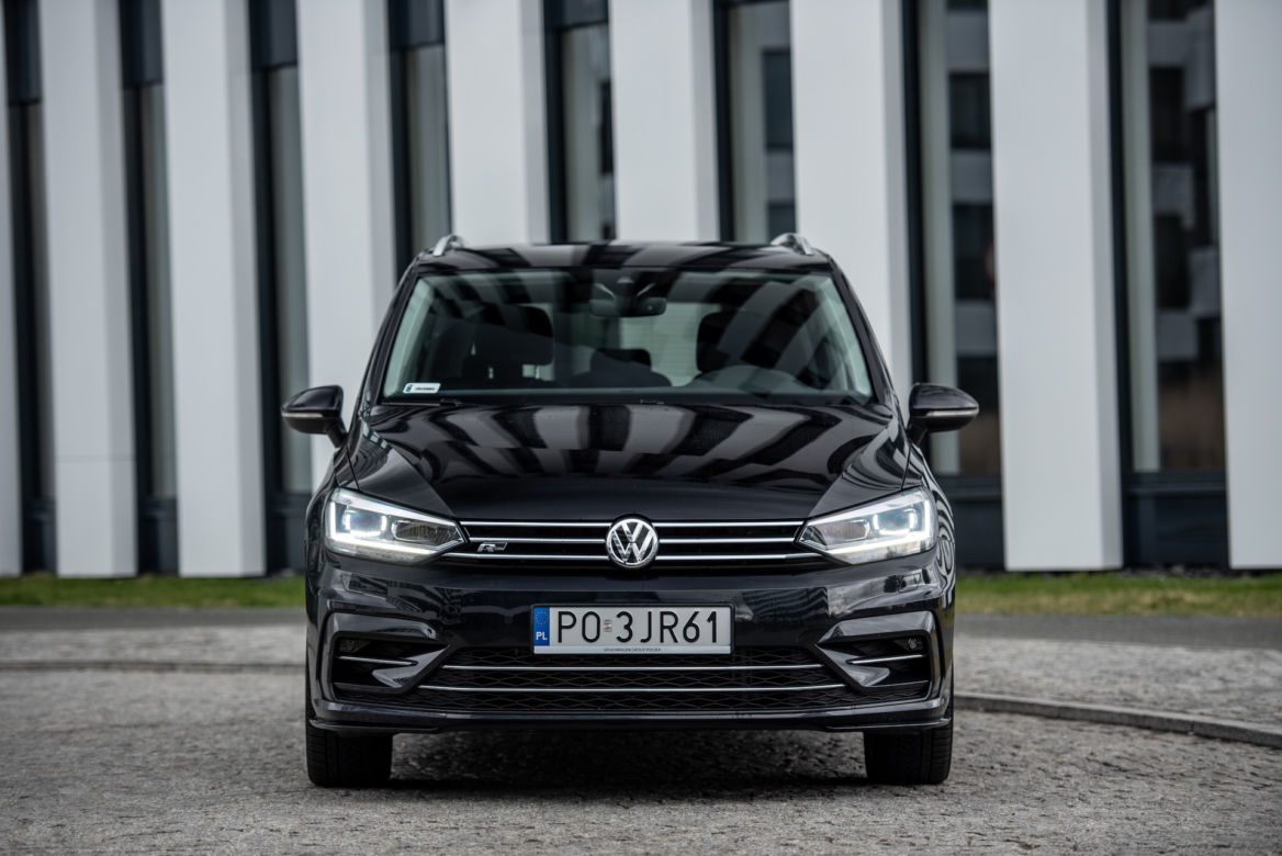 Volkswagen Touran Highline 2.0 TDI SCR 150 KM DSG