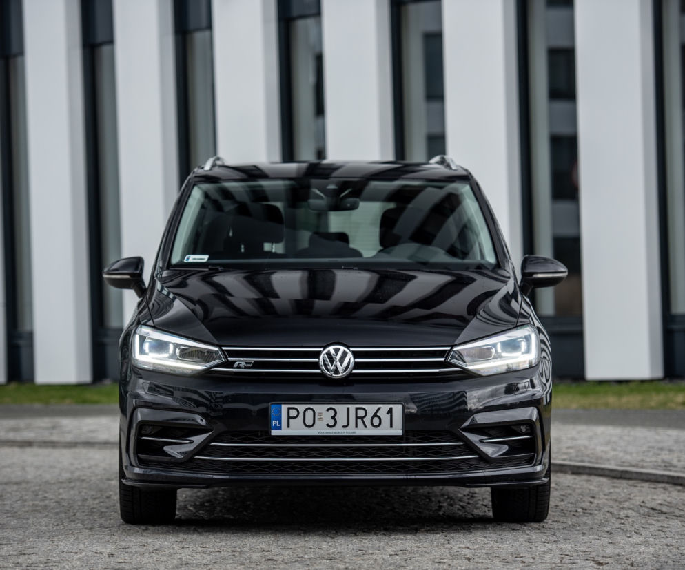 Volkswagen Touran Highline 2.0 TDI SCR 150 KM DSG