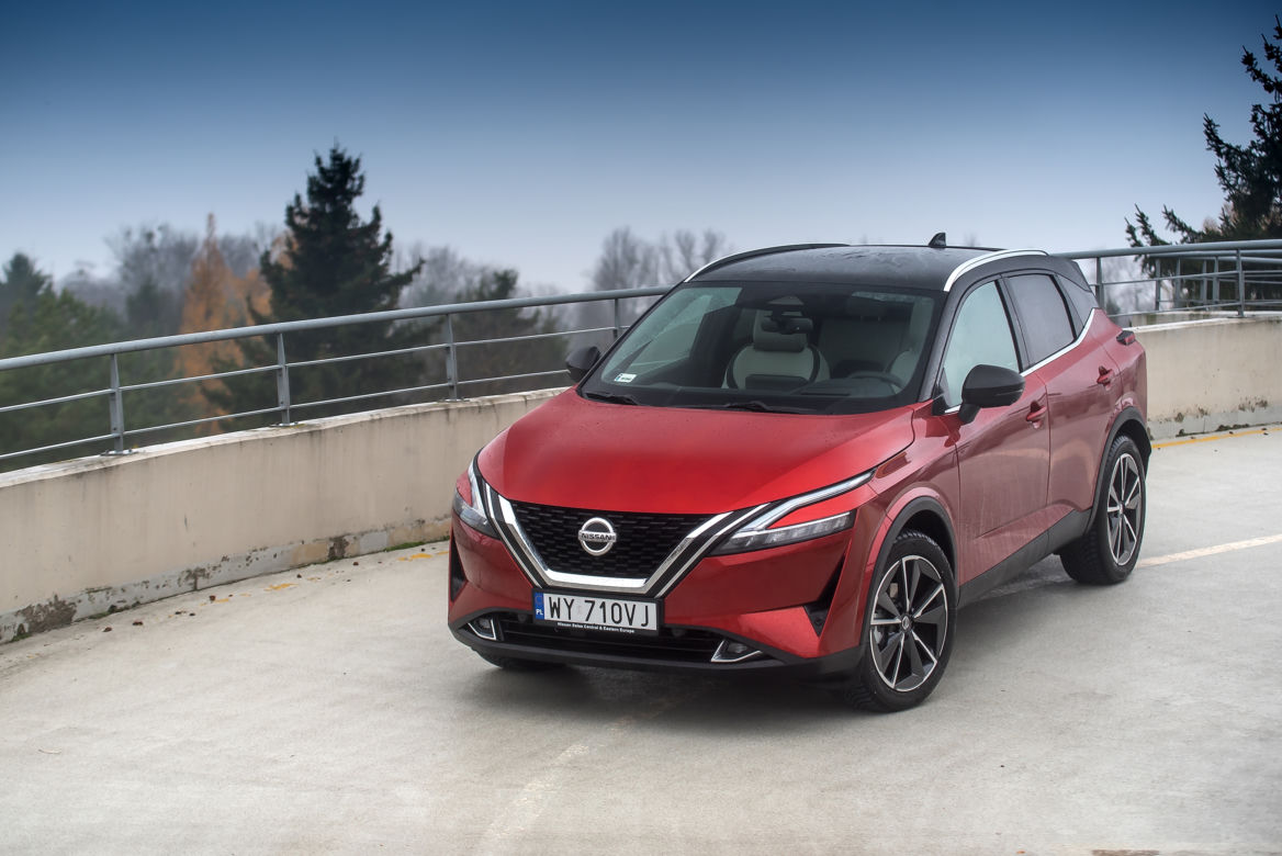 Nissan Qashqai 1.3 DIG-T MHEV 158 KM Xtronic 4WD TEKNA