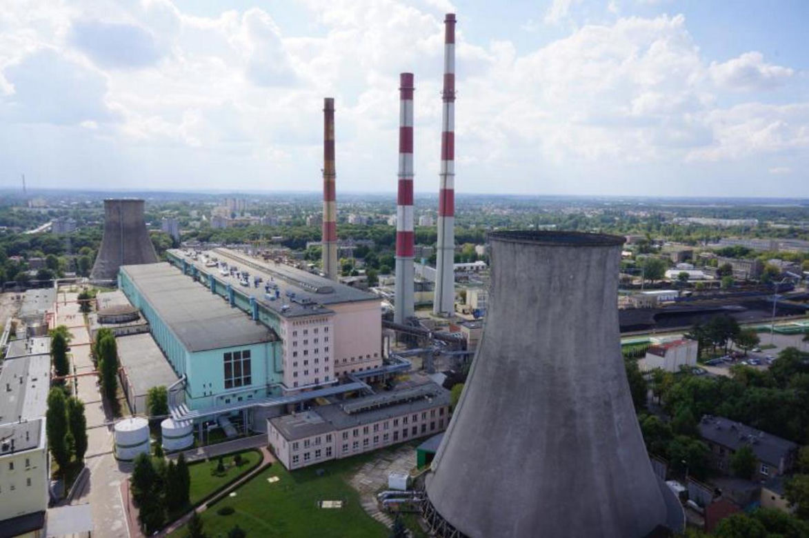 Chcieli zdobyć 160 metrowy komin, po 15 metrach opadli z sił