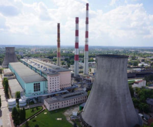 Chcieli zdobyć 160 metrowy komin, po 15 metrach opadli z sił