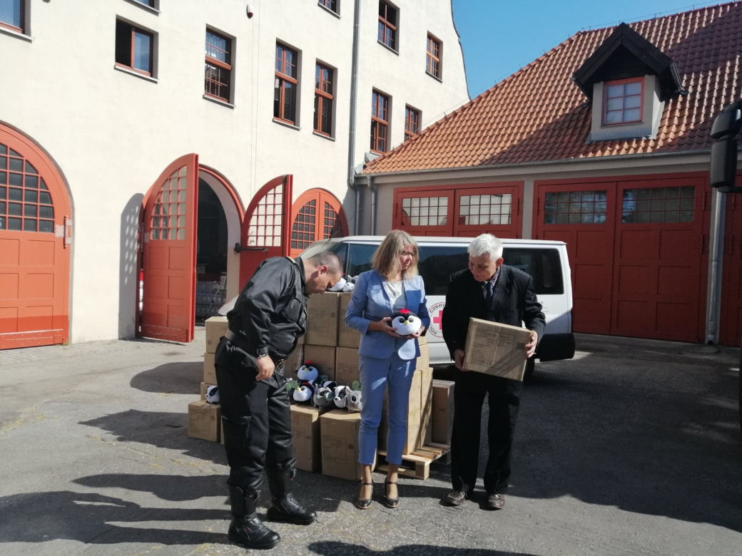 Strażacy będą rozdawać Słodziaki poszkodowanym dzieciom [ZDJĘCIA]