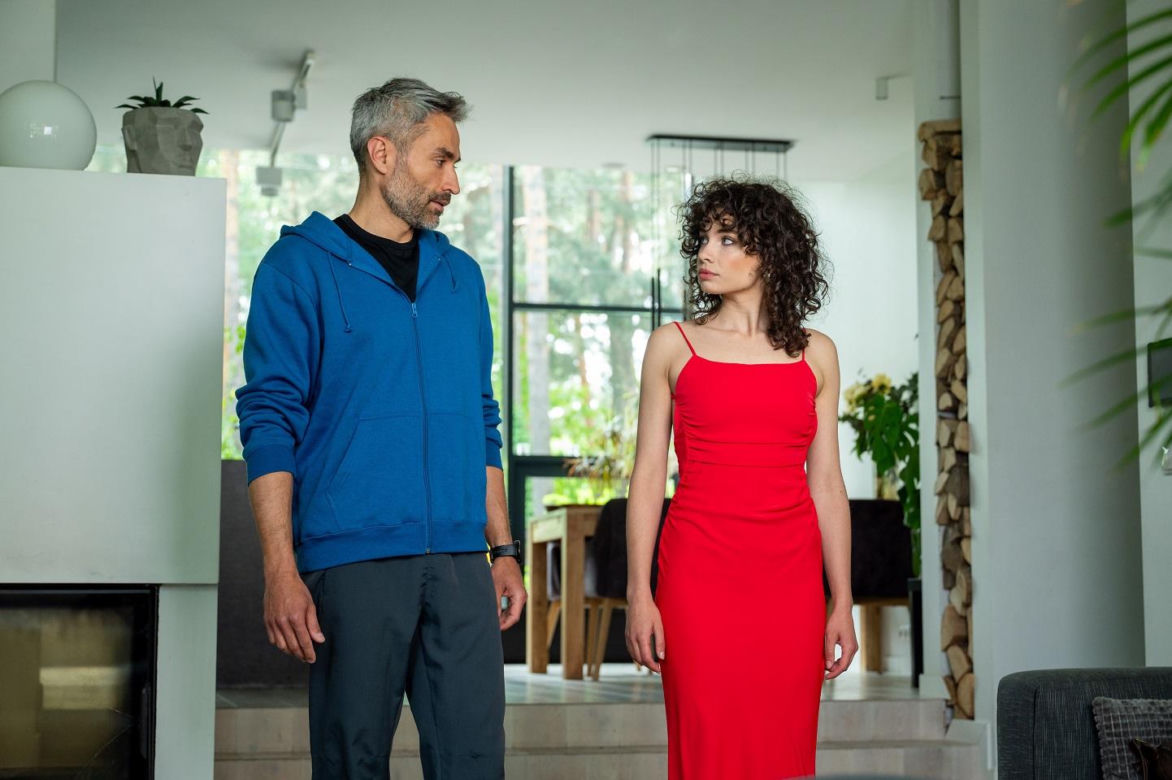 Na sygnale, odcinek 767. Benio (Hubert Jarczak), Róża (Adrianna Jagiełło)