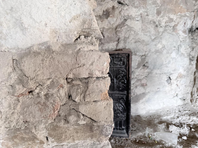 Dwór Czarne w Jeleniej Górze