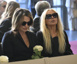 Politycy i dziennikarze na pogrzebie Andrzeja Morozowskiego