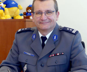 Oto zarobki wszystkich komendantów policji w Opolskiem. Sprawdź 