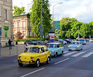 Parada zabytkowych pojazdów w Szczecinie