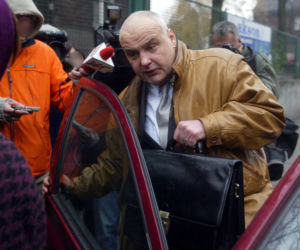 Tajemnicza śmierć i pogrzeb w sekrecie. Znany prokurator Jerzy Hop i jego syn nie żyją. Ostatnie pożegnanie