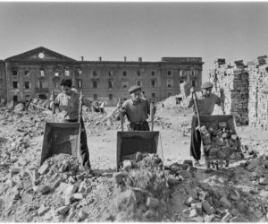 Zgruzowstanie Warszawy 1945–1949. Jak naprawdę wyglądała odbudowa stolicy?