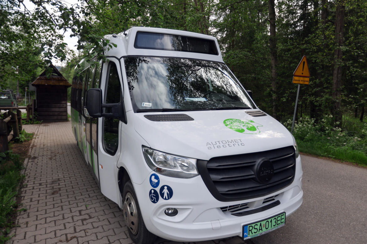 Zakończyły się testy elektrycznego busa na trasie do Morskiego Oka