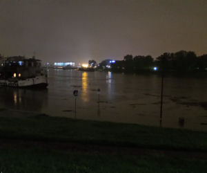 Wielka woda w Krakowie. W piątek rano fala kulminacyjna
