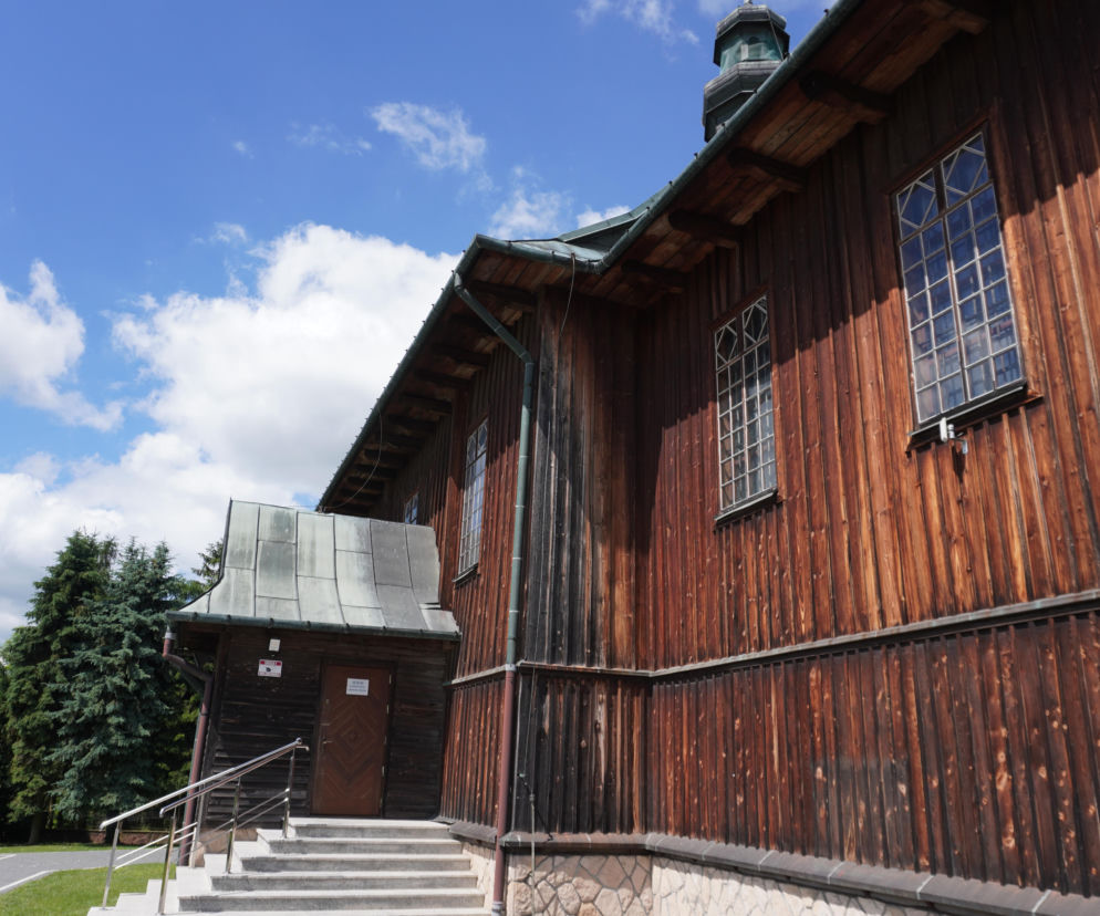 Kościół, który rozebrano do ostatniej deski. Poznaj tajemnice Stradowa 