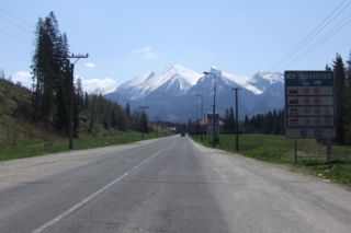 To jedna z najpiękniejszych wsi na Podhalu. Według legendy jej pierwszym sołtysem był słynny zbójnik