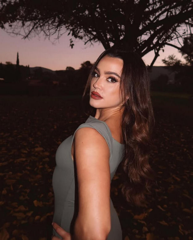Oto nowa Kardashianka! Natalie piękniejsza niż Kylie Jenner?