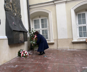 Pielgrzymka Parlamentarzystów na Jasną Górę. Marszałek sejmu modliła się o ustanie epidemii [ZDJĘCIA]