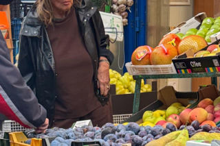 Agnieszka Fitkau-Perepeczko  na bazarku