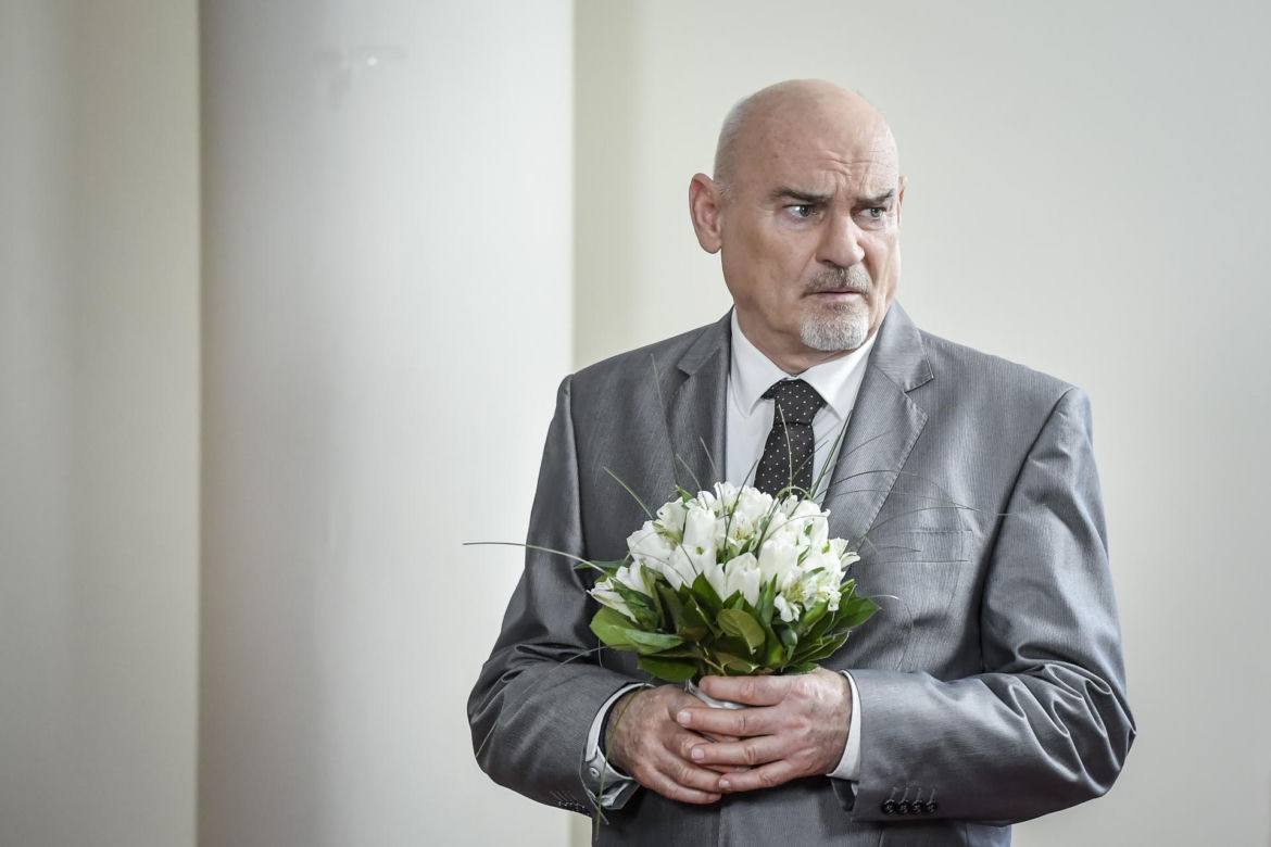 Gwiazdor "Na Wspólnej" zaatakowany przez fankę! "Niech pan już przestanie chlać"!