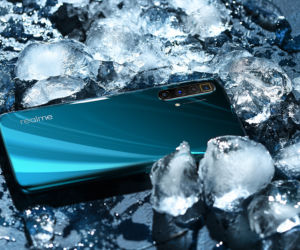  Realme X3 SuperZoom