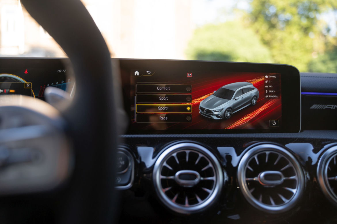 Mercedes-AMG CLA 45 S 4MATIC+ Shooting Brake