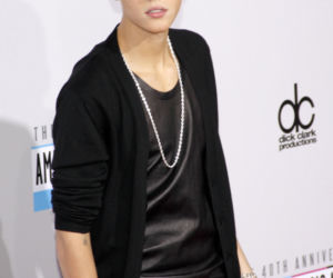 Justin Bieber poderwał króliczka Playboya!