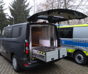 Nowe policyjne samochody