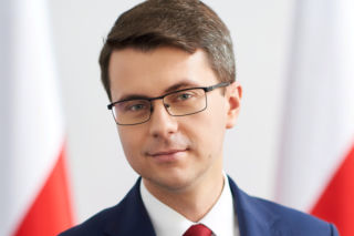 Piotr Müller wybrał wyjątkowy utwór na pierwszy taniec! Wielu się wzruszyło