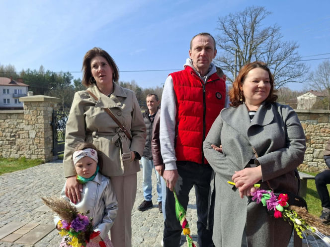 Niedziela Palmowa 2026 w gminie Brody. Barwna procesja i rekordowe palmy w Krynkach