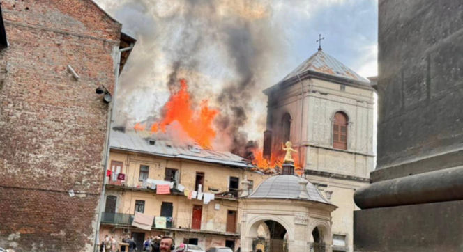 PILNE! Rosjanie zaatakowali pełne cywilów centrum Lwowa! Są nagrania