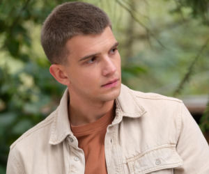 M jak miłość, odcinek 1916: Wzruszające zaręczyny w życiu Mateusza. Pojadą do Grabiny chwalić się dobrymi nowinami 