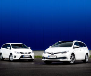 Toyota Auris Touring Sports lifting 2015