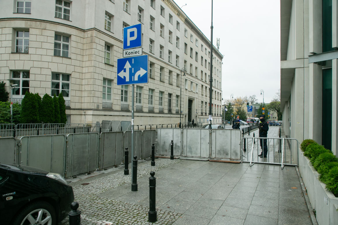 Strajk Kobiet zamierza całkowicie zablokować Sejm