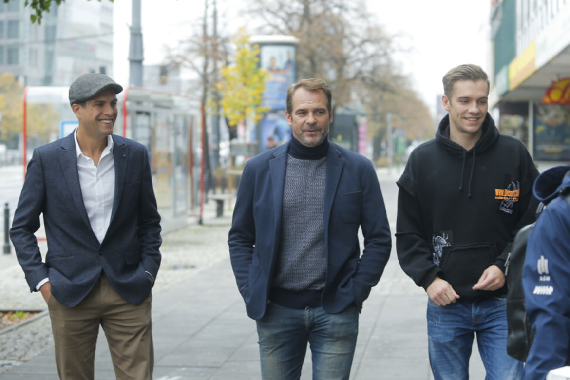 Paweł Deląg wraz z synami 