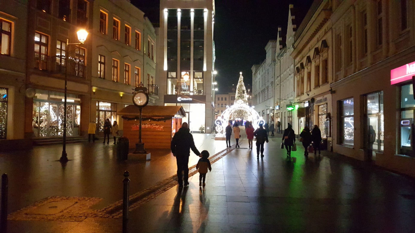 Bydgoszcz w świątecznej odsłonie zachwyca! Tu jest MAGICZNIE! [ZDJĘCIA]