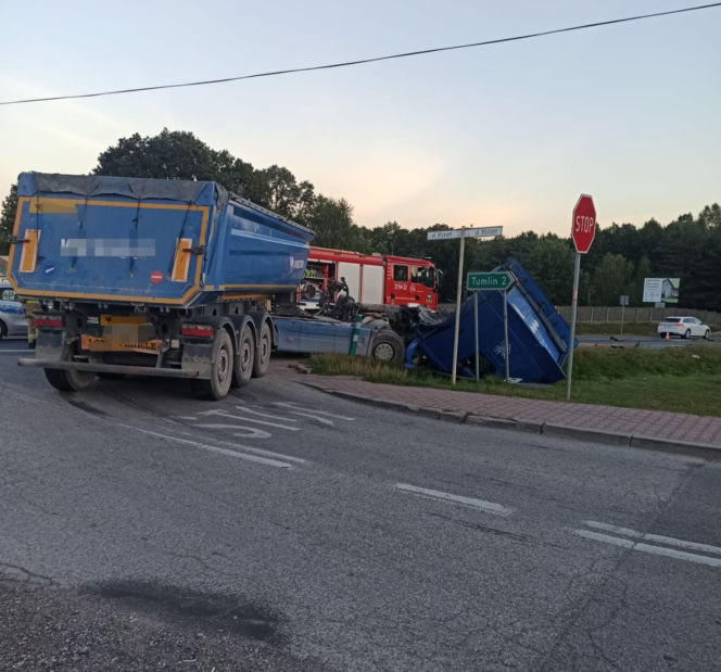 Wypadek na DK 74 w Świętokrzyskiem
