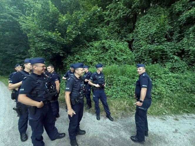 Tragedia w Borkowie. Nie żyje kobieta, policja prowadzi poszukiwania jej męża