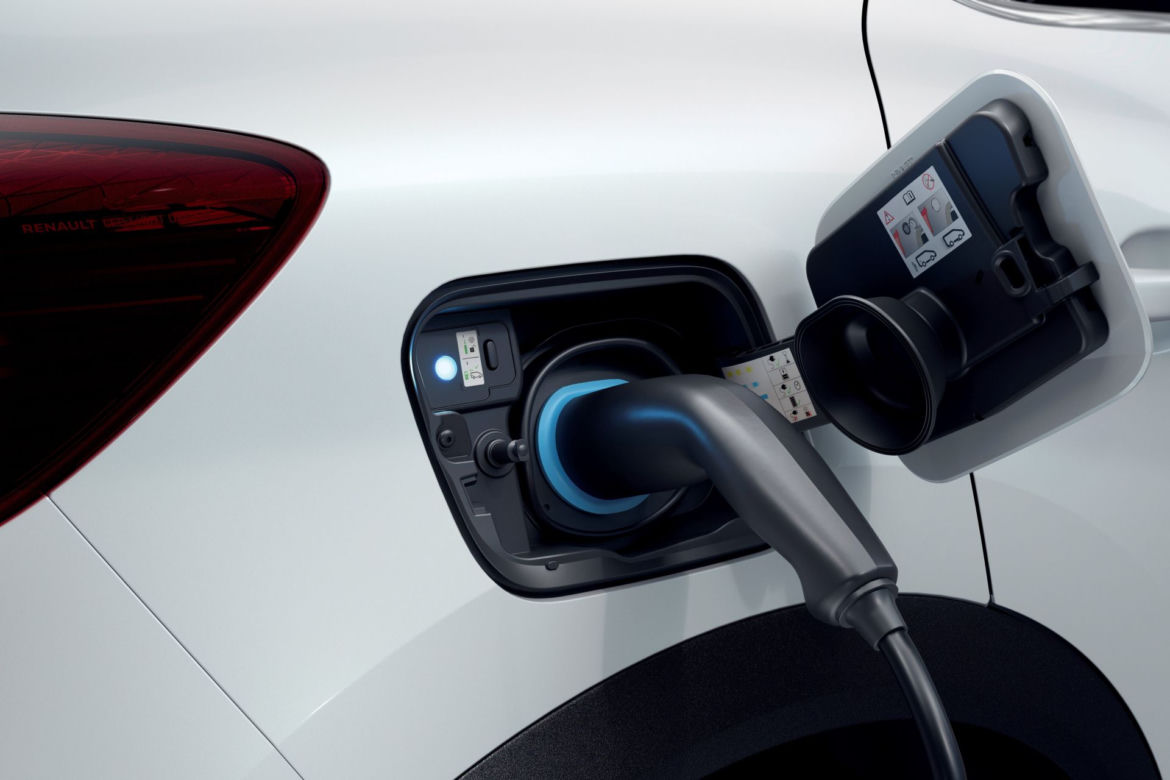 Renault Clio E-Tech Hybrid i Renault Captur E-Tech Plug-in Hybrid