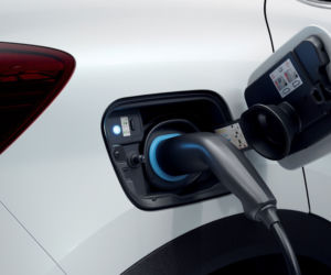 Renault Clio E-Tech Hybrid i Renault Captur E-Tech Plug-in Hybrid