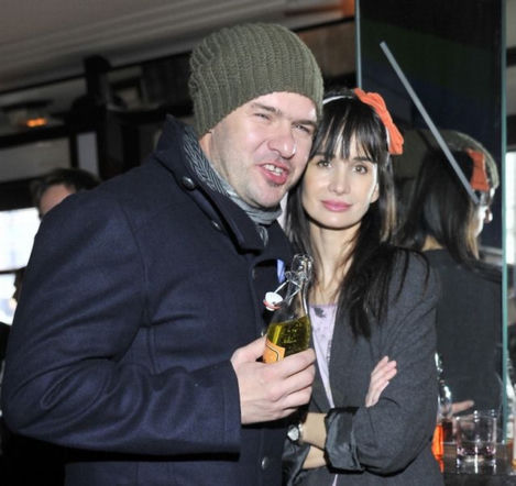 TOMASZ KAROLAK, VIOLA KOŁAKOWSKA