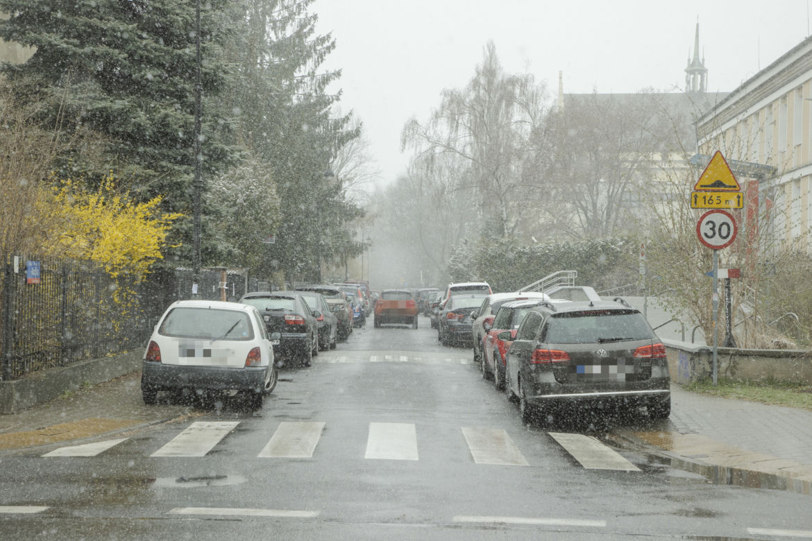 Nowa strefa płatnego parkowania na Pradze-Północ. Na których ulicach staną parkomaty?