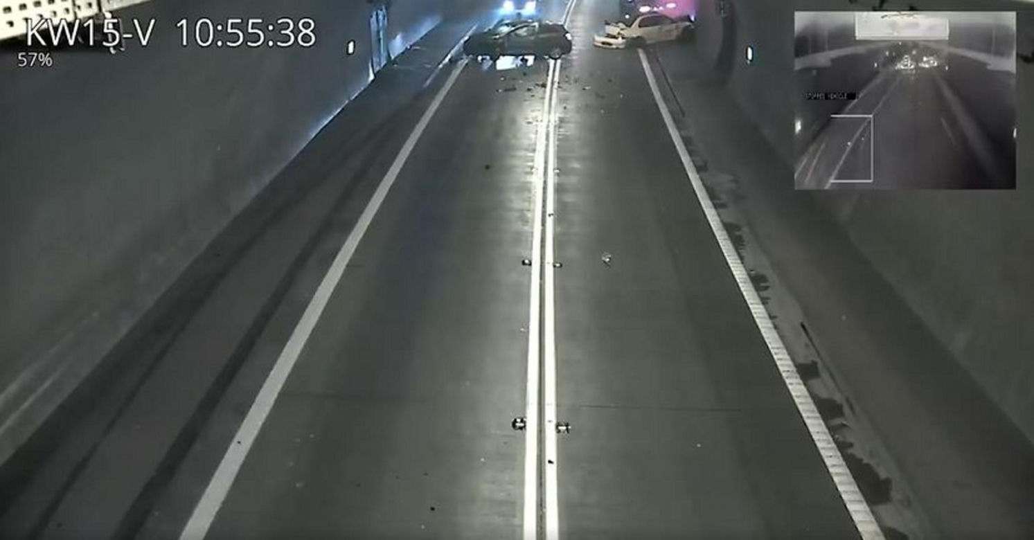 Wstrząsające nagranie z wypadku w tunelu. Kierowca pędził 170 km/h!