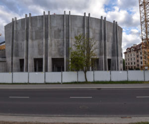 Tężni solankowych budowanych przez Rydzyka