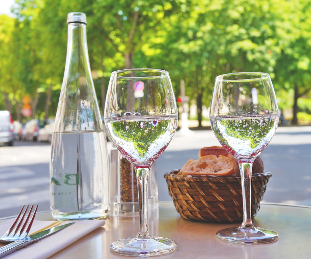 Warszawa obniża opłaty za ogródki restauracyjne