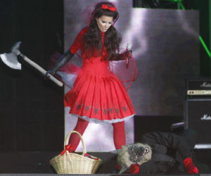 Górniak jako Czerwony Kapturek