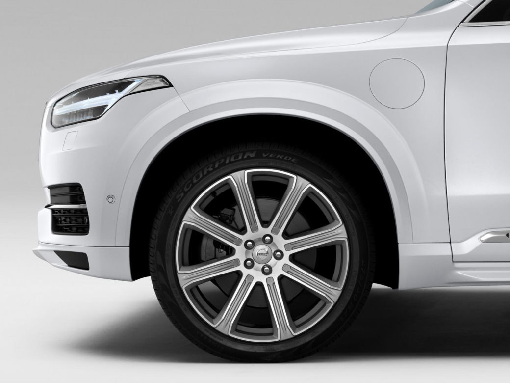 Volvo XC90 T8