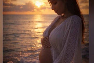 Gorące zdjęcie z Miami! Partnerka Deląga pokazuje ciążowe krągłości