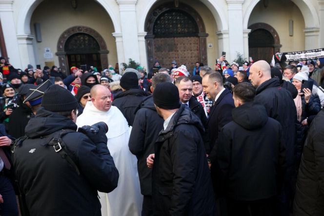 Karol Nawrocki wziął udział w Patriotycznej Pielgrzymce Kibiców na Jasnej Górze