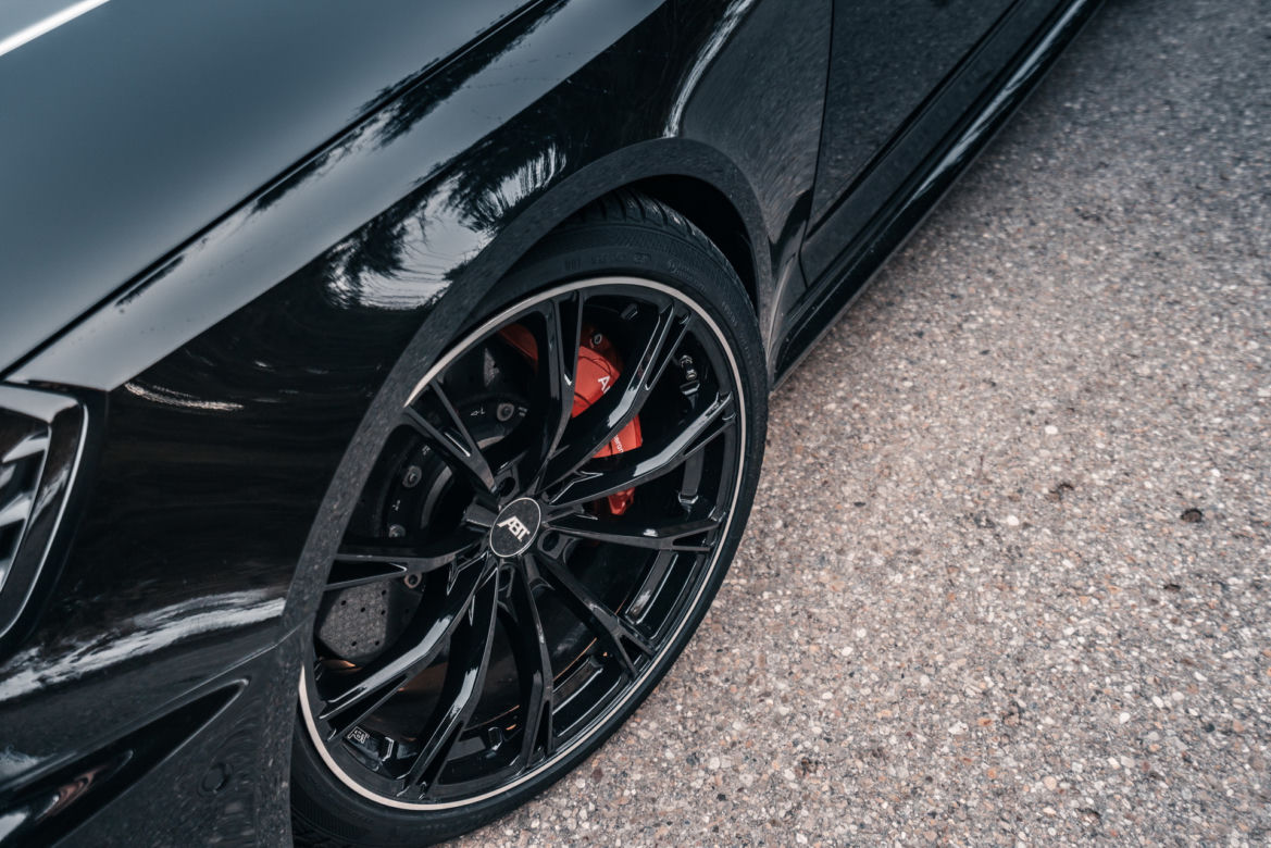 Audi RS4 Avant po tuningu ABT
