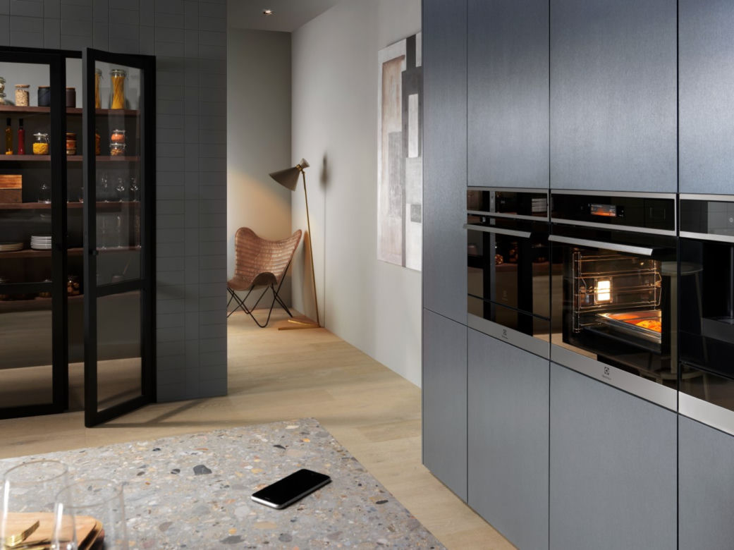 Piekarniki parowe SteemBoost marki Electrolux do kuchni w stylu skandynawskim